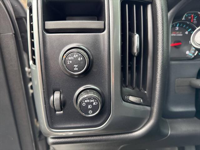 Photo of 2016 Silver Chevrolet Silverado 1500