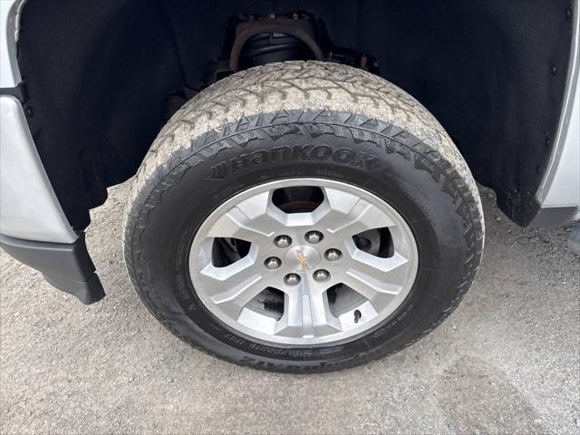 Photo of 2016 Silver Chevrolet Silverado 1500