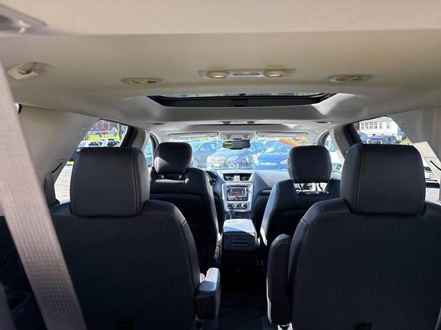 Photo of 2015 Black GMC Acadia