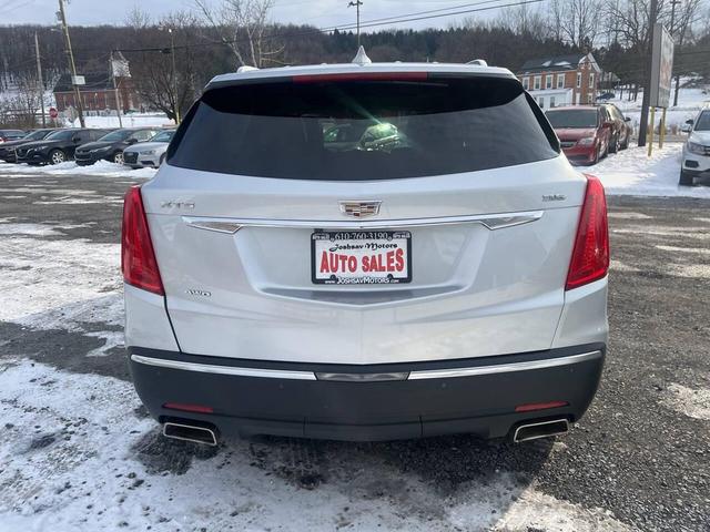 Photo of 2017 Silver Cadillac XT5
