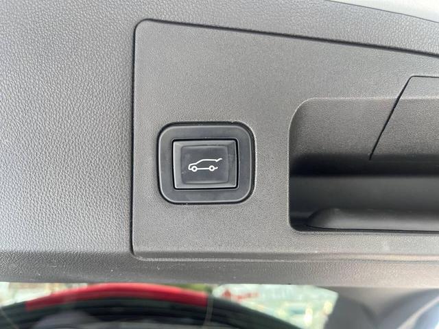 Photo of 2017 Silver Cadillac XT5