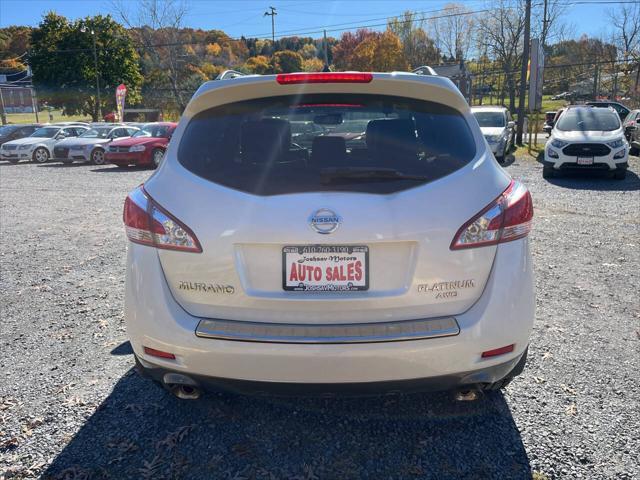 Photo of 2014 White Nissan Murano