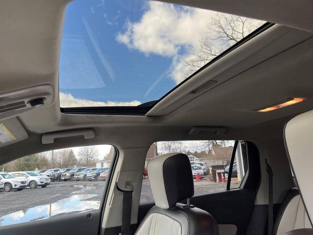 Photo of 2015 Blue GMC Terrain