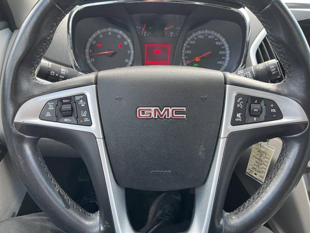 Photo of 2015 Blue GMC Terrain