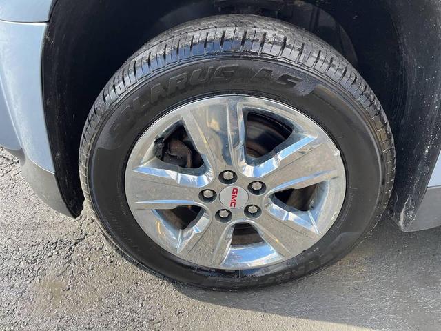 Photo of 2015 Blue GMC Terrain