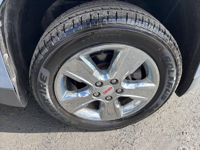Photo of 2015 Blue GMC Terrain