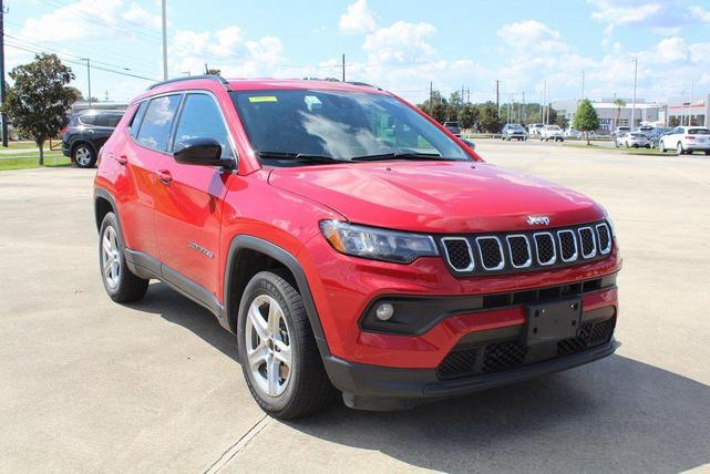 Photo of 2024 Gray Jeep Compass