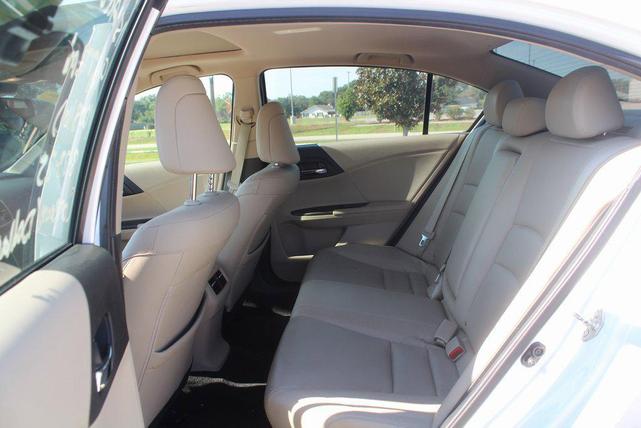 Photo of 2015 White Orchid Pearl Honda Accord Hybrid
