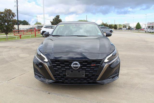 Photo of 2025 Super Black Nissan Altima
