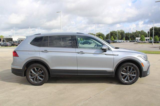 Photo of 2024 Kings Red Metallic Volkswagen Tiguan
