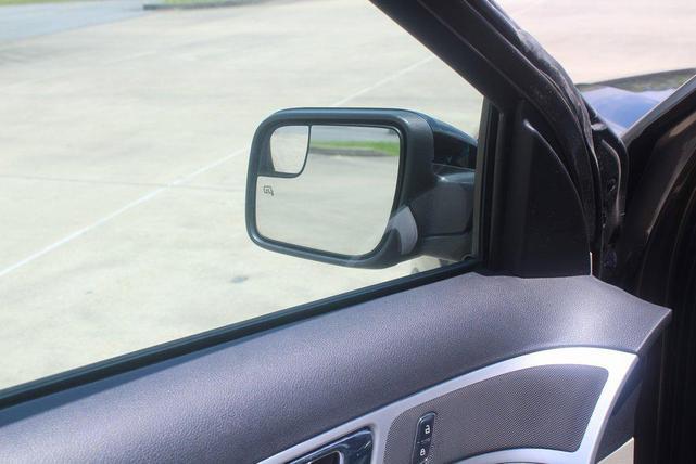 Photo of 2015 Tan Ford Explorer