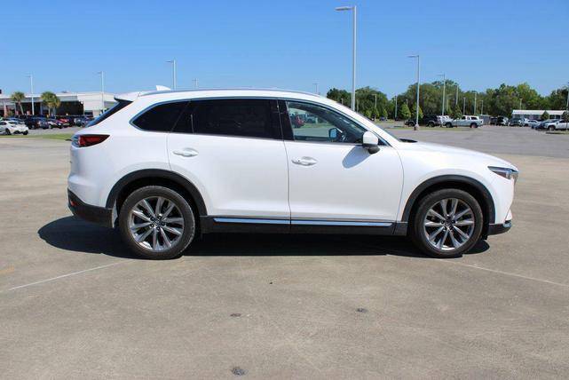 Photo of 2022 Snowflake White Pearl Mica Mazda CX-9