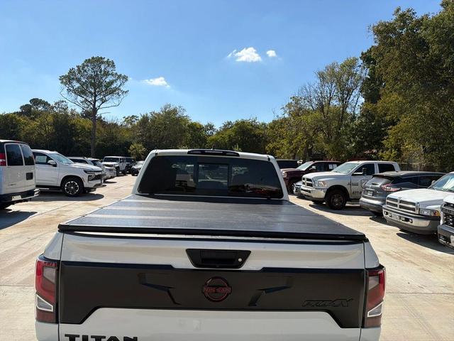 Photo of 2023 Glacier White Nissan Titan