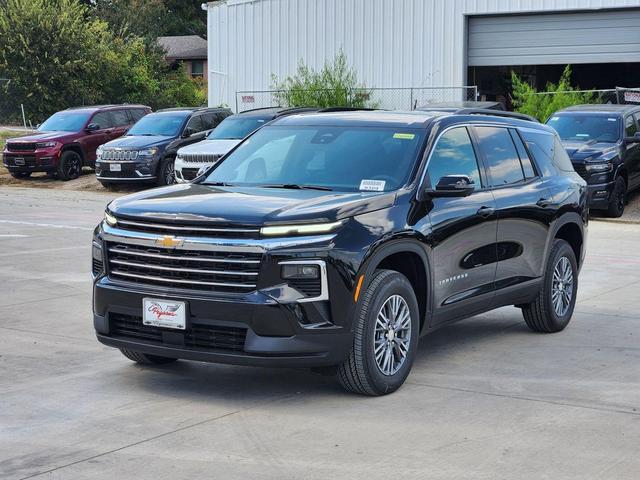 Photo of 2026 Mosaic Black Metallic Chevrolet Traverse