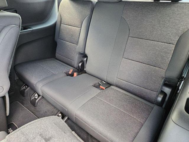 Photo of 2026 Mosaic Black Metallic Chevrolet Traverse