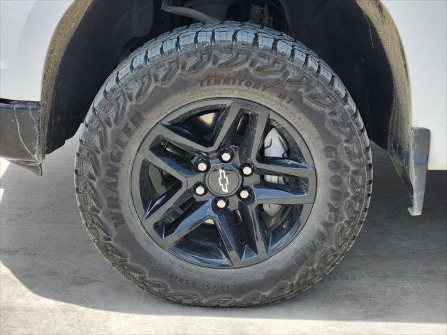 Photo of 2024 Summit White Chevrolet Silverado 1500