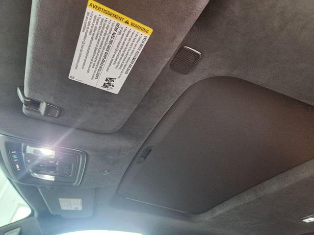 Photo of 2024 Summit White GMC Sierra 2500