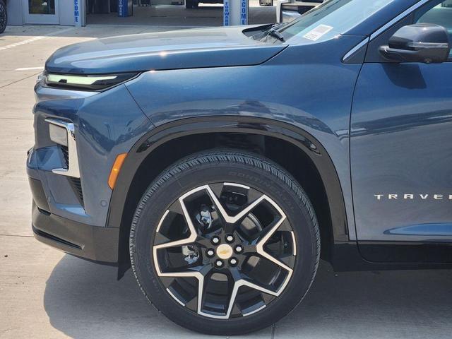 Photo of 2026 Lakeshore Blue Metallic Chevrolet Traverse