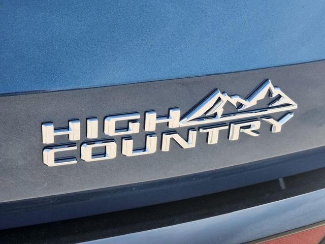 Photo of 2026 Lakeshore Blue Metallic Chevrolet Traverse