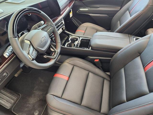 Photo of 2026 Mosaic Black Metallic Chevrolet Traverse