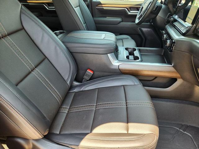 Photo of 2025 Black Chevrolet Silverado 3500