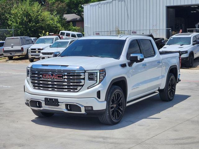 Photo of 2022 White Frost Tricoat GMC Sierra 1500