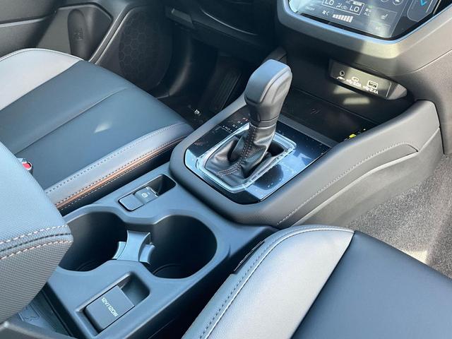 Photo of 2025 Crystal White Pearl Subaru Forester
