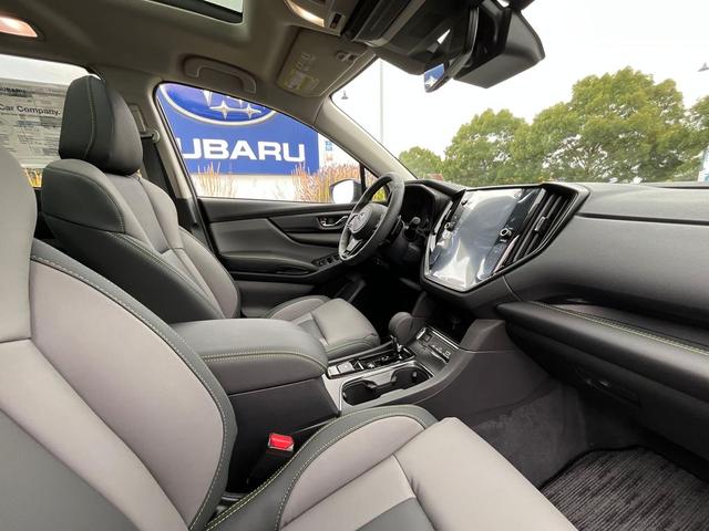 Photo of 2025 Crystal White Pearl Subaru Ascent