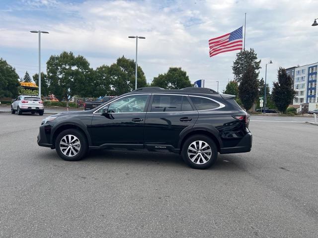 Photo of 2023 Crystal Black Silica Subaru Outback