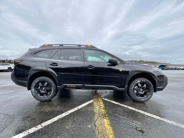 Photo of 2025 Crystal Black Silica Subaru Outback