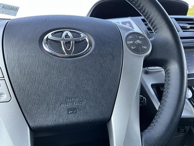 Photo of 2013 Black Toyota Prius v
