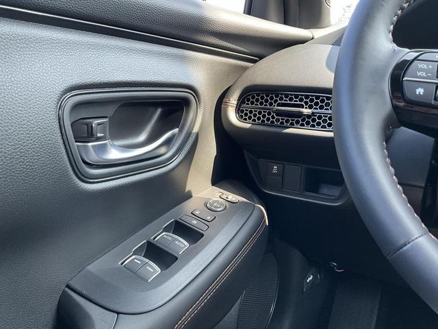 Photo of 2025 Milano Red Honda HR-V