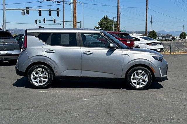 Photo of 2024 Steel Gray Kia Soul