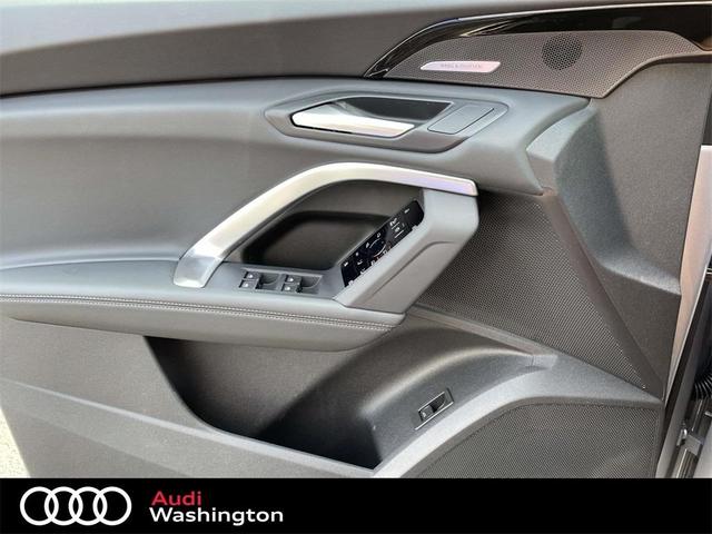 Photo of 2025 Florett Silver Metallic Audi Q5