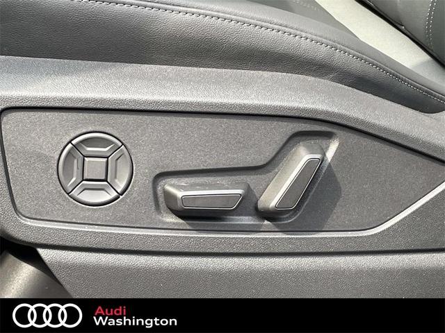 Photo of 2025 Florett Silver Metallic Audi Q5