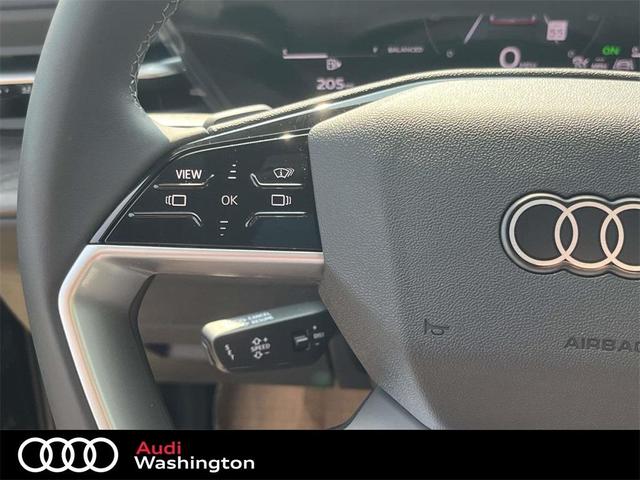 Photo of 2025 Mythos Black Metallic Audi Q5