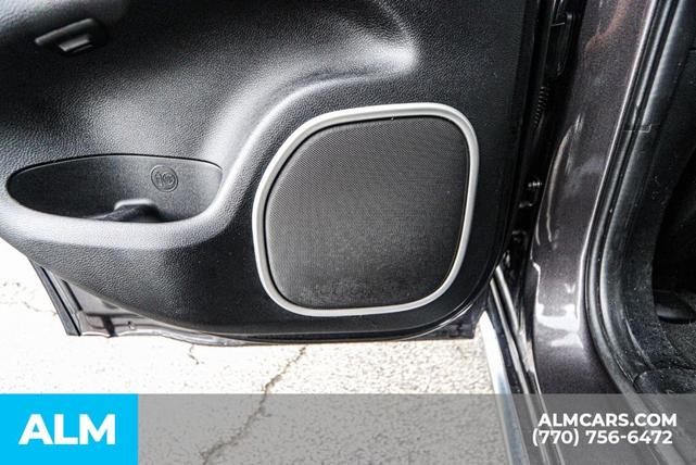 Photo of 2021 Granite Crystal Clearcoat Metallic Jeep Grand Cherokee