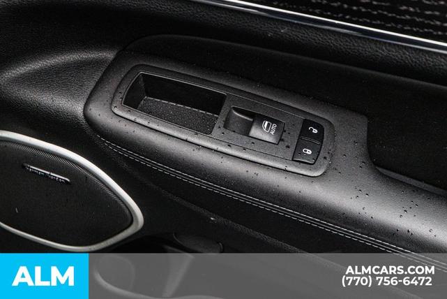 Photo of 2021 Granite Crystal Clearcoat Metallic Jeep Grand Cherokee