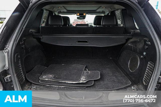 Photo of 2021 Granite Crystal Clearcoat Metallic Jeep Grand Cherokee