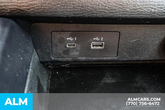 Photo of 2023 Blue Mitsubishi Outlander