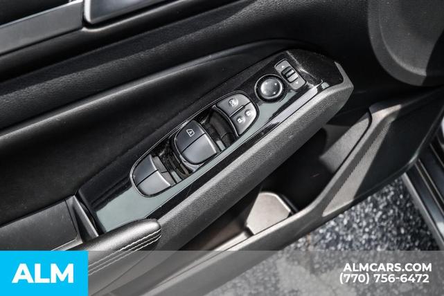 Photo of 2023 Gun Metallic Nissan Altima