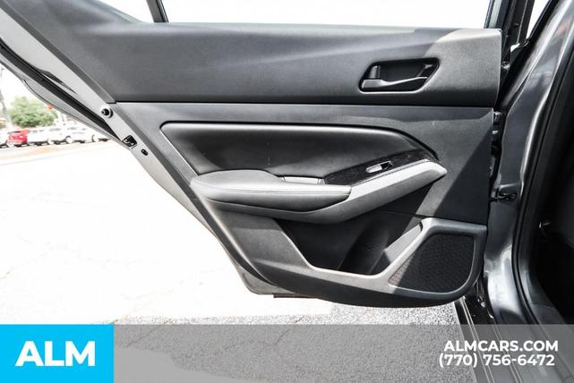 Photo of 2023 Gun Metallic Nissan Altima