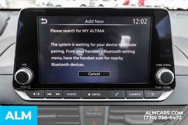 Photo of 2023 Gun Metallic Nissan Altima