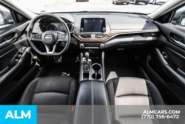 Photo of 2023 Gun Metallic Nissan Altima