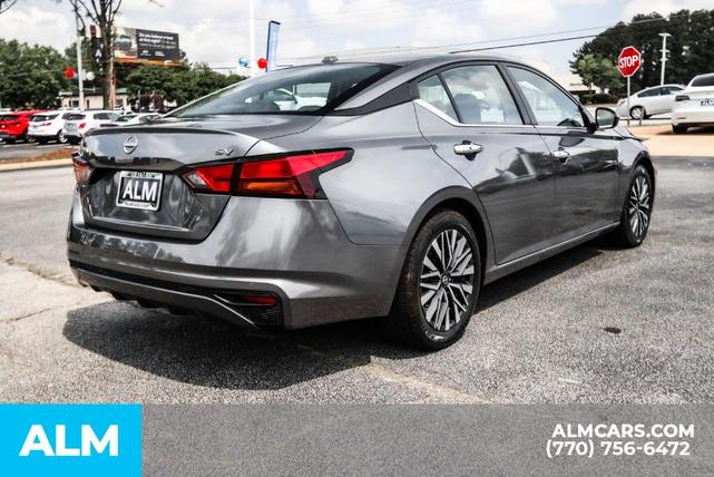 Photo of 2023 Gun Metallic Nissan Altima