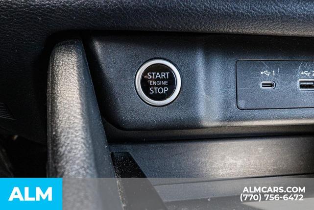 Photo of 2023 Black Nissan Rogue
