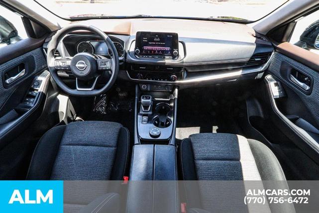 Photo of 2023 Black Nissan Rogue