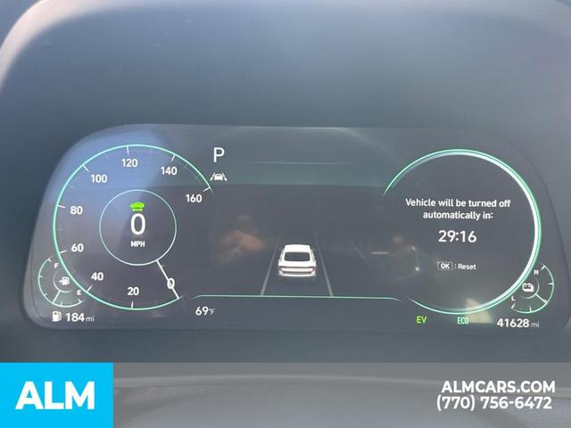 Photo of 2020 Oxford Blue Hyundai SONATA Hybrid