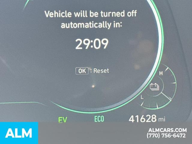 Photo of 2020 Oxford Blue Hyundai SONATA Hybrid