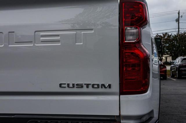 Photo of 2025 Summit White Chevrolet Silverado 2500